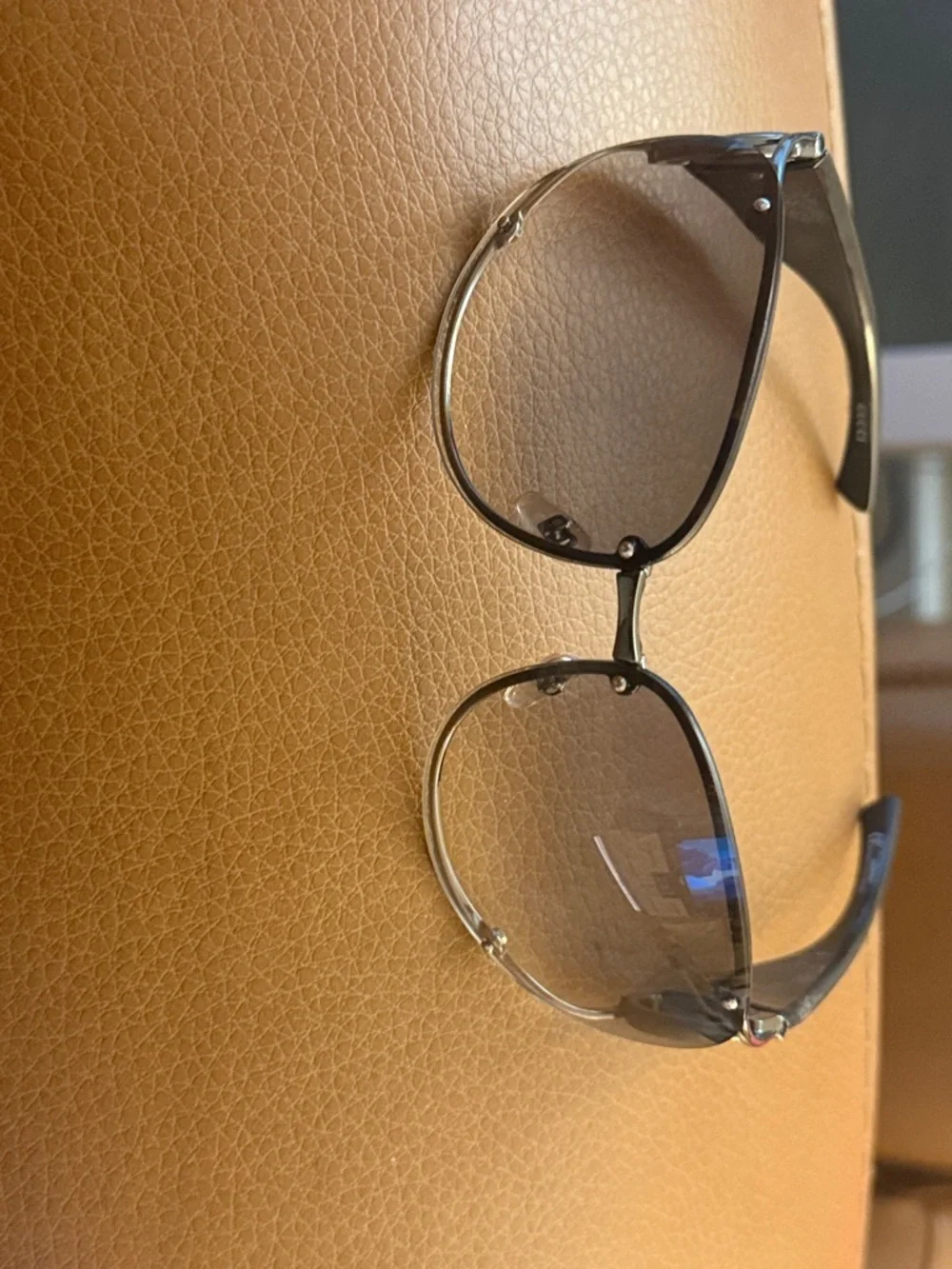 Gucci rimless shield Black Frame Gray Gradient Lens Sunglasses - Picture 3 of 16